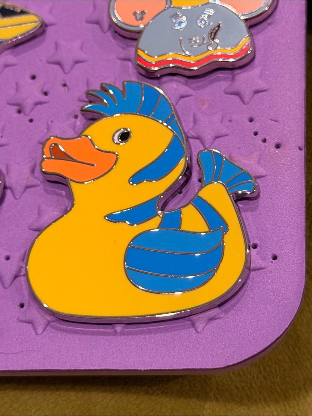 Flounder Disney Duck Enamel pin